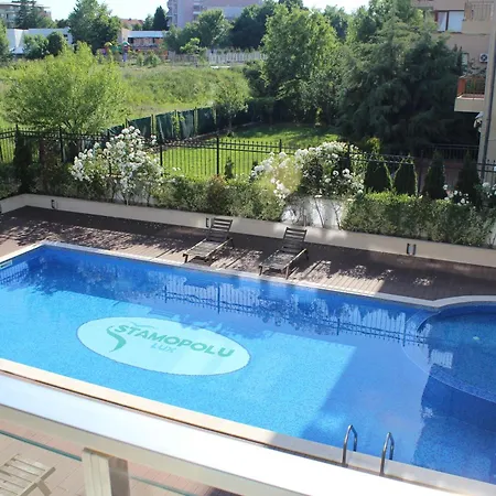 Stamopolu Lux Ground Floor מלון פרימורסקו
