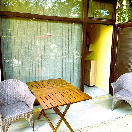 Stamopolu Lux Ground Floor 酒店 *