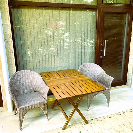 Stamopolu Lux Ground Floor *