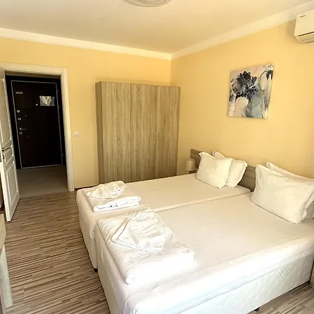 Stamopolu Lux Ground Floor Hotel *