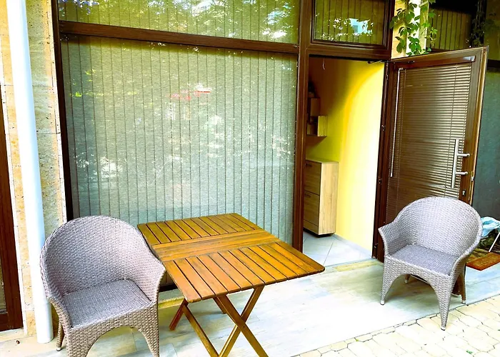 Stamopolu Lux Ground Floor Hotel *